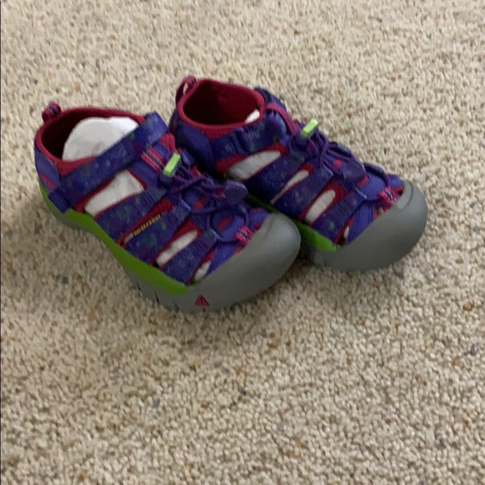 NWT Keen Sandals